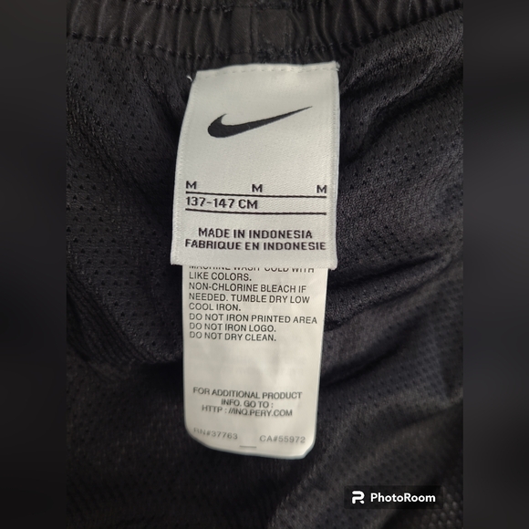 Nike Boy's Volley Board Shorts Surf Black Swim Trunks Medium Liner Pockets New - Picture 10 of 14